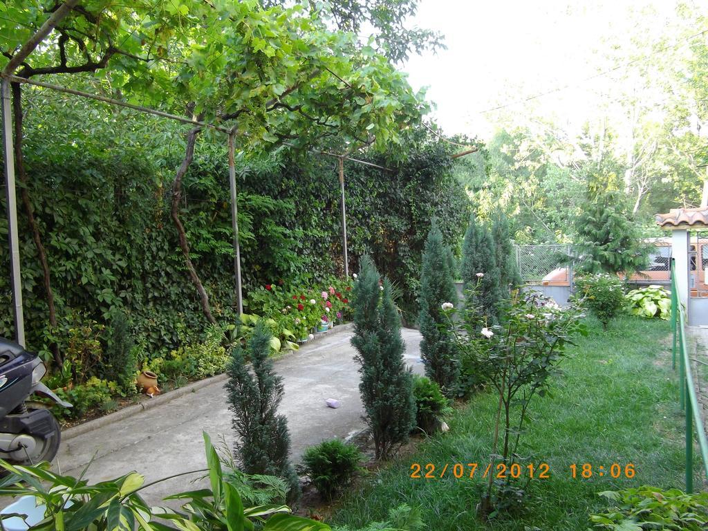 Sakutski House Hisarya Exterior photo