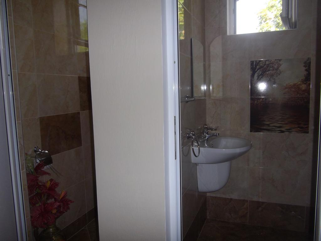 Sakutski House Hisarya Room photo